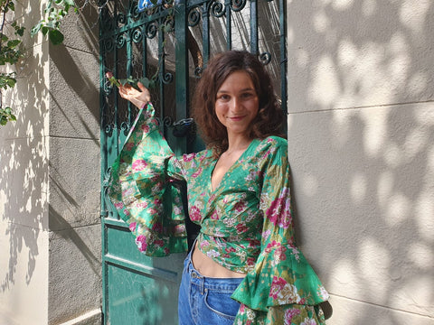 Flower Top with wide sleeves - Green