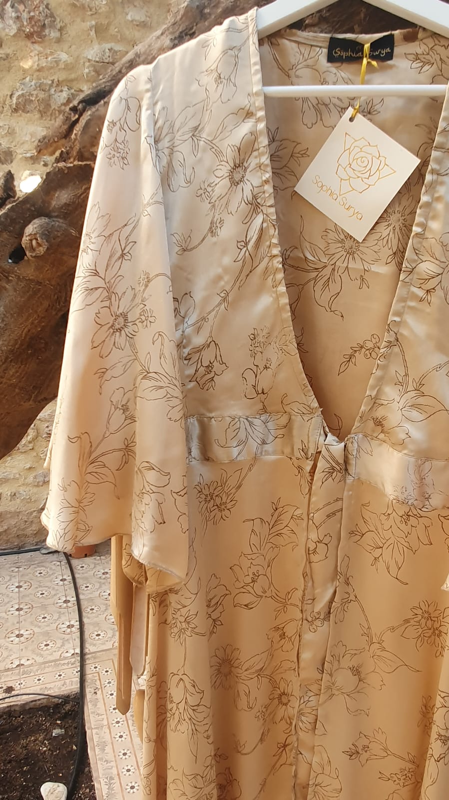 Water Lily Kimono Beige / Wrap dress